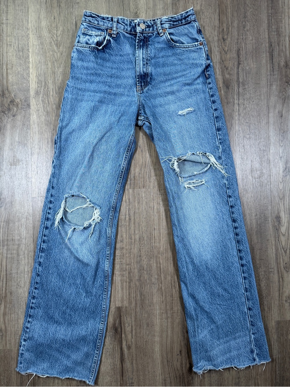 Zara High Rise Wide Leg Distressed Jeans USA 6 Light Wash